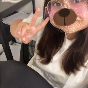 Meet your Posher, Ariel